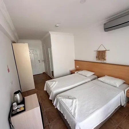 Mimosa Rum i privatbostad Kaş