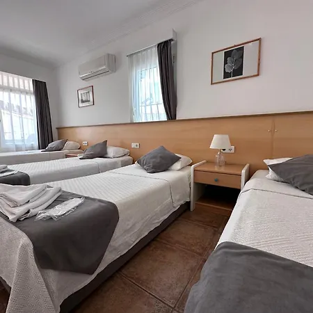 Privatunterkunft Mimosa